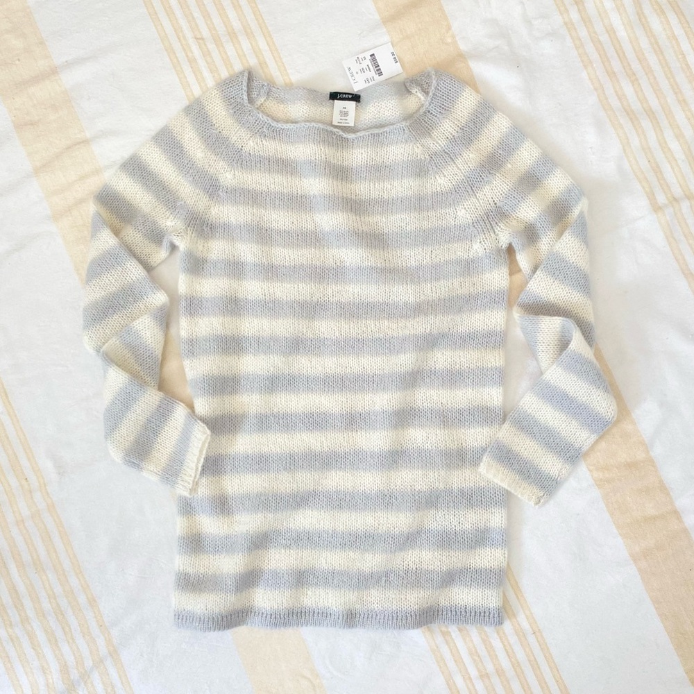 J.Crew NWT 🩶 Soft Cozy Mohair-Blend Loose-knit Sweater Grey/White Stripe SZ XS - Picture 4 of 16